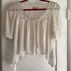 White Flowy almost peasant Hollister crop top XS